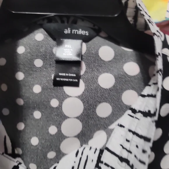 Ali Miles Woven Single Button Front Jacket - Picture 6 of 9